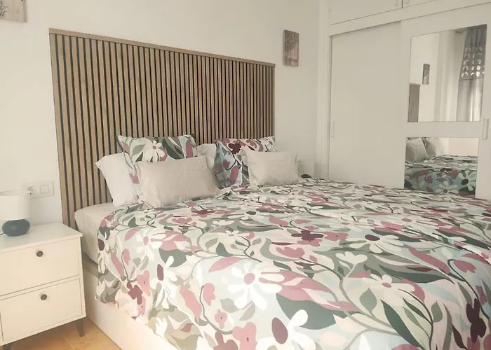 Step To Yumbo By Casas Cocodrilo * 马斯帕洛马斯